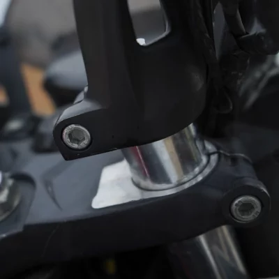 TVS Apache RTR 200 4v – Handlebar Risers